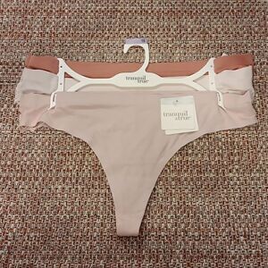 New 3 Pairs T&T Lace Thong Women's Panties Pinks Size 1X‎ New With Tags